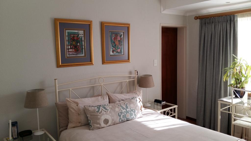 Old Oak Guest House بيل فيل المظهر الخارجي الصورة