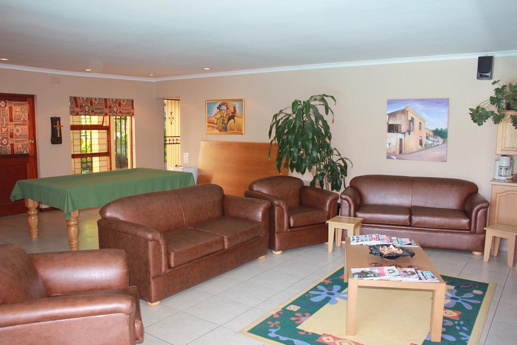 Old Oak Guest House بيل فيل المظهر الخارجي الصورة